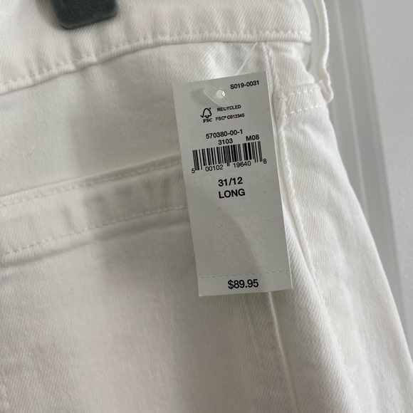 Gap Women's White Flare Jeans NWT 12L - Picture 2 of 3